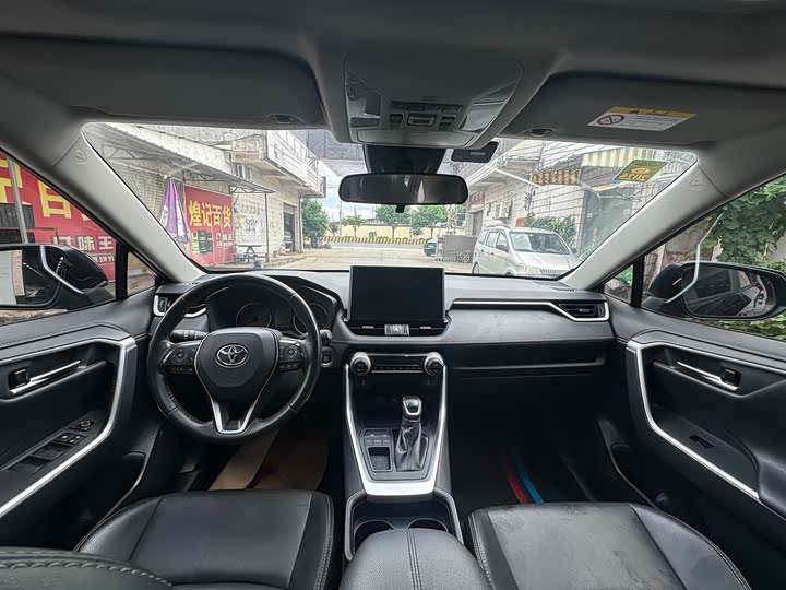 Фото 5 - Toyota Wildlander