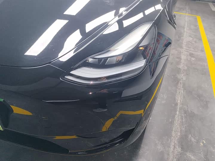 Фото 24 - Tesla Model Y