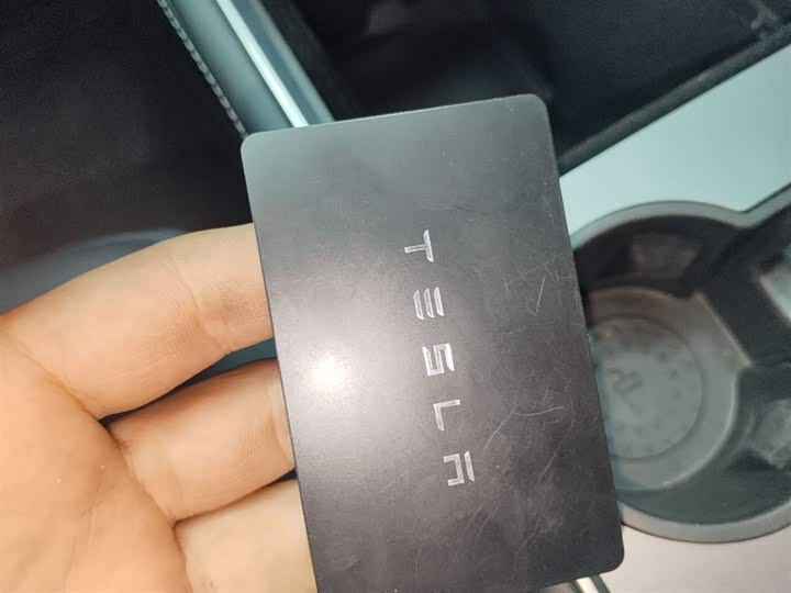 Фото 9 - Tesla Model Y