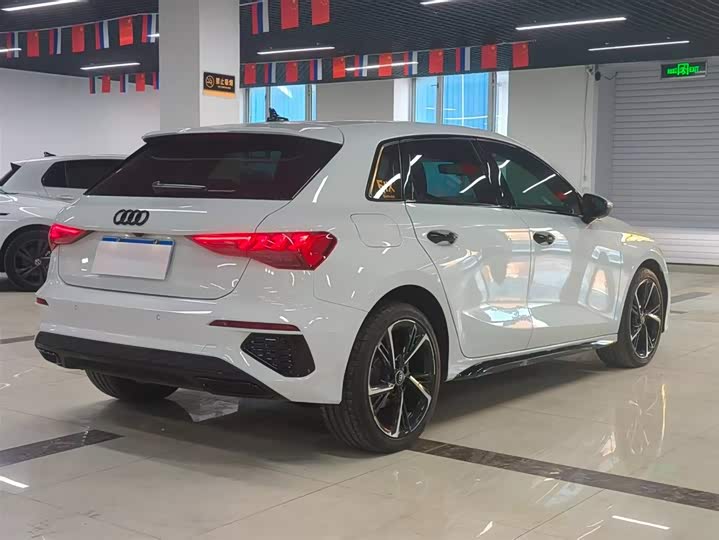 Фото 4 - Audi A3