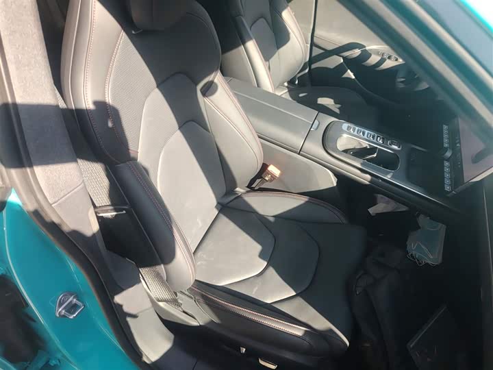 Фото 25 - Xiaomi SU7