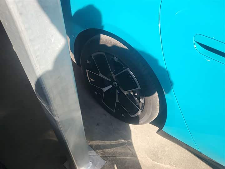 Фото 26 - Xiaomi SU7