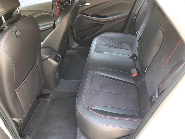 Фото 9 - Buick Verano