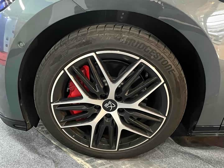 Фото 9 - BYD Han L