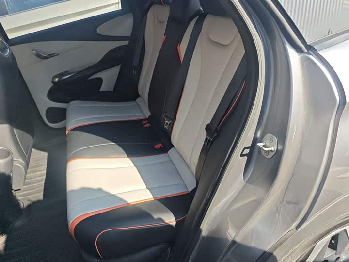 Фото 16 - BYD Dolphin