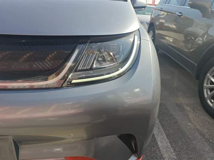 Фото 23 - BYD Dolphin