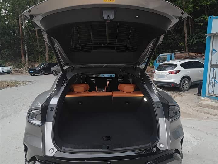 Фото 19 - Xiaomi YU7