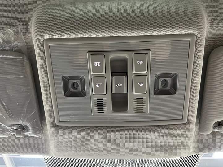 Фото 8 - Volkswagen Lavida