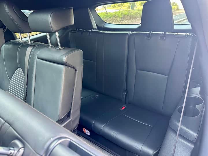 Фото 22 - Toyota Crown Kluger