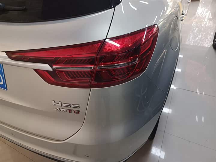 Фото 8 - Hongqi HS5