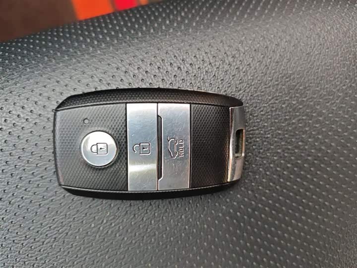 Фото 9 - Kia KX1