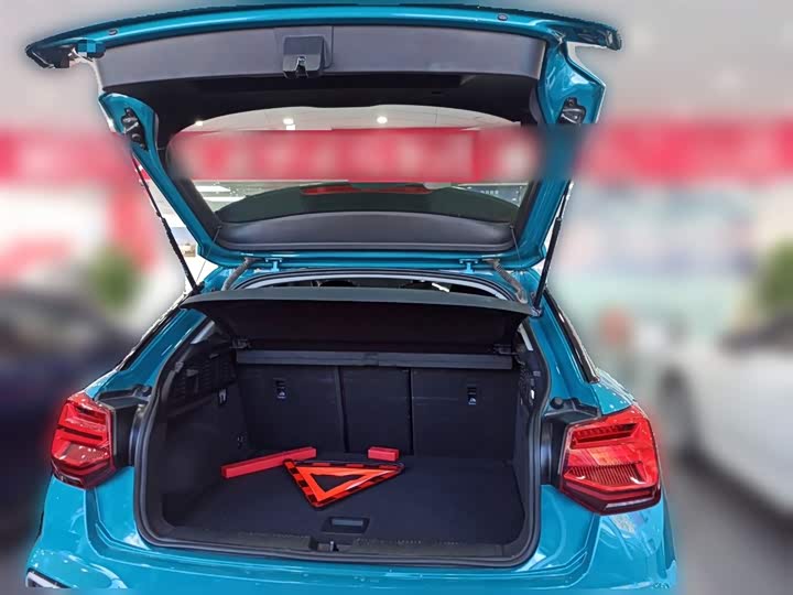 Фото 26 - Audi Q2L