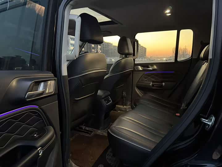 Фото 5 - Tank 300