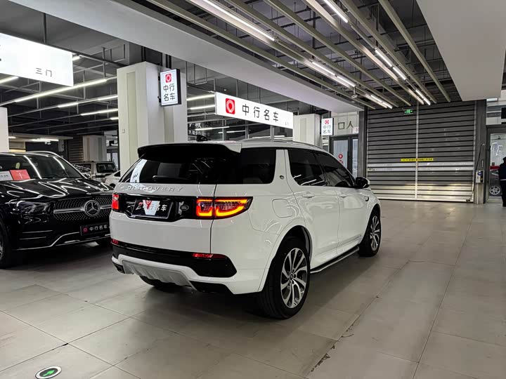 Фото 19 - Land Rover Discovery Sport