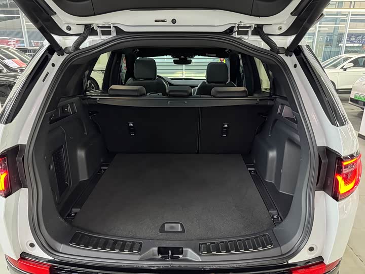 Фото 22 - Land Rover Discovery Sport