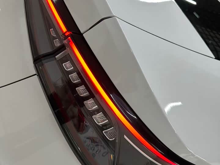 Фото 16 - Chery Fulwin A8