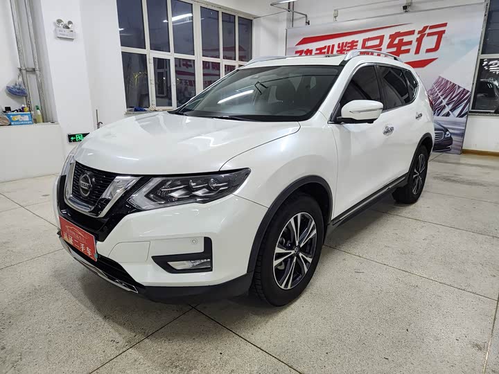Фото 1 - Nissan X-Trail