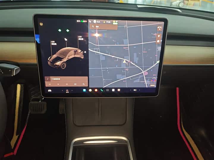 Фото 13 - Tesla Model Y