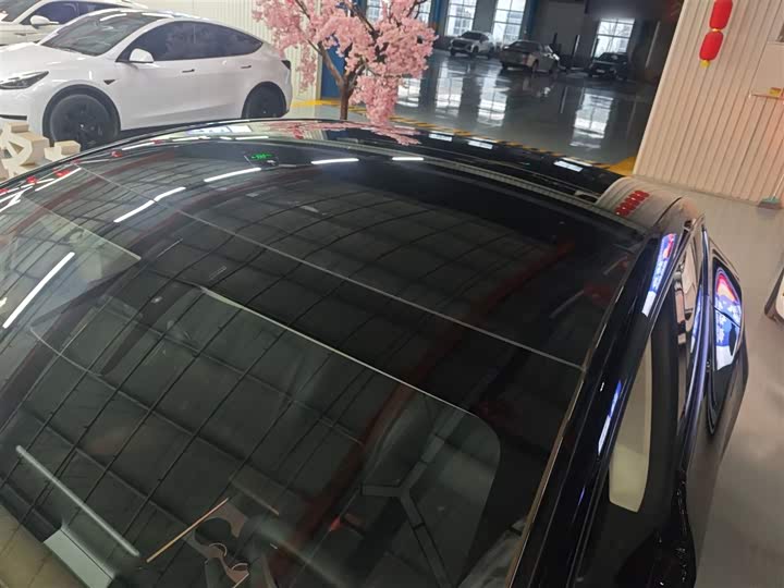 Фото 27 - Tesla Model Y