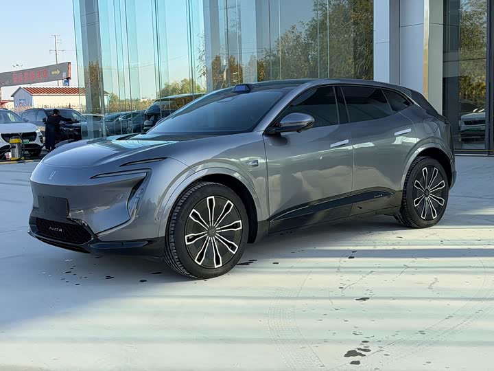 Фото 1 - Avatr 07