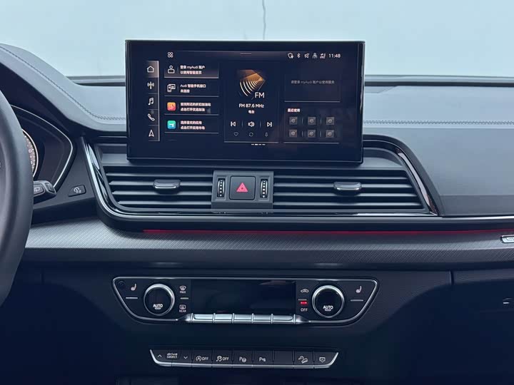 Фото 15 - Audi Q5L