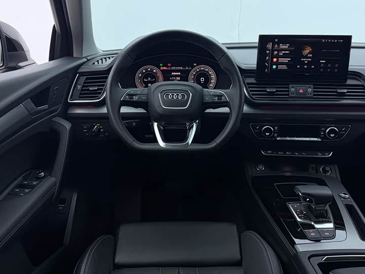Фото 19 - Audi Q5L