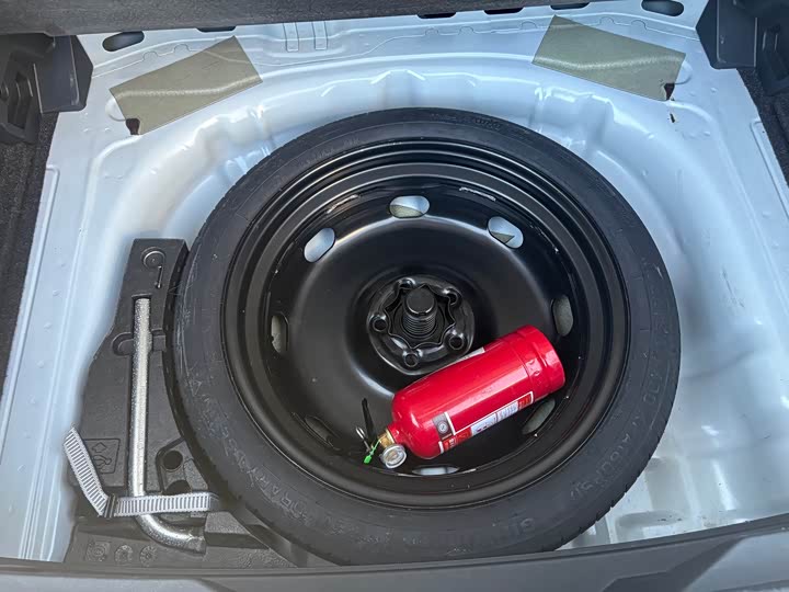 Фото 18 - Volkswagen T-Roc