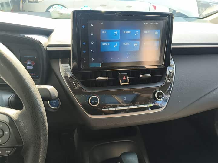 Фото 6 - Toyota Corolla