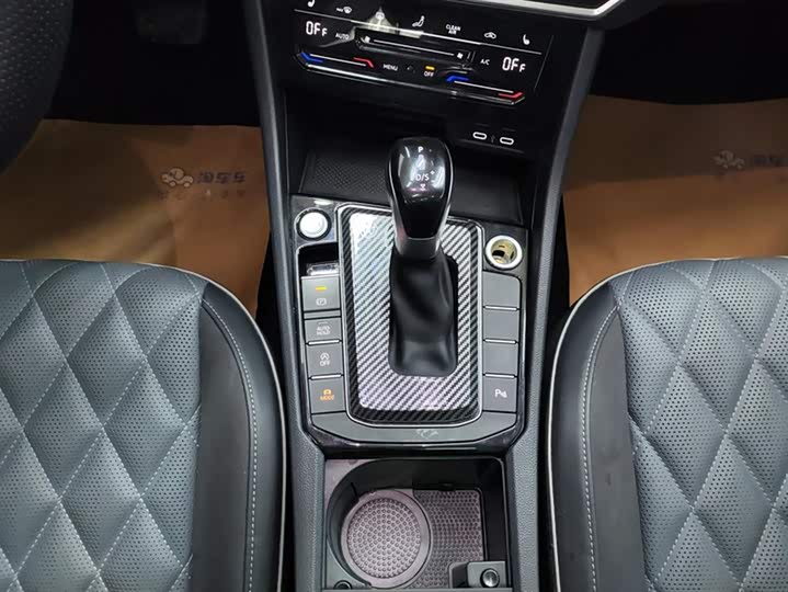 Фото 16 - Volkswagen Sagitar L