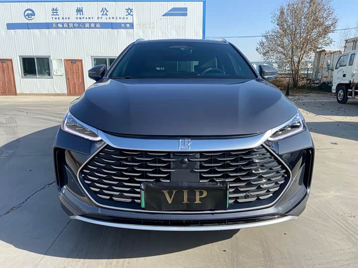 Фото 2 - BYD Tang Hybrid/EV