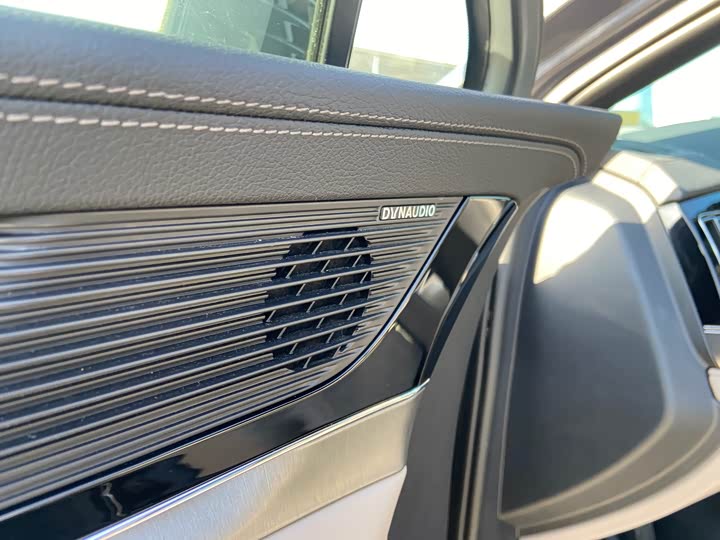 Фото 8 - BYD Tang Hybrid/EV