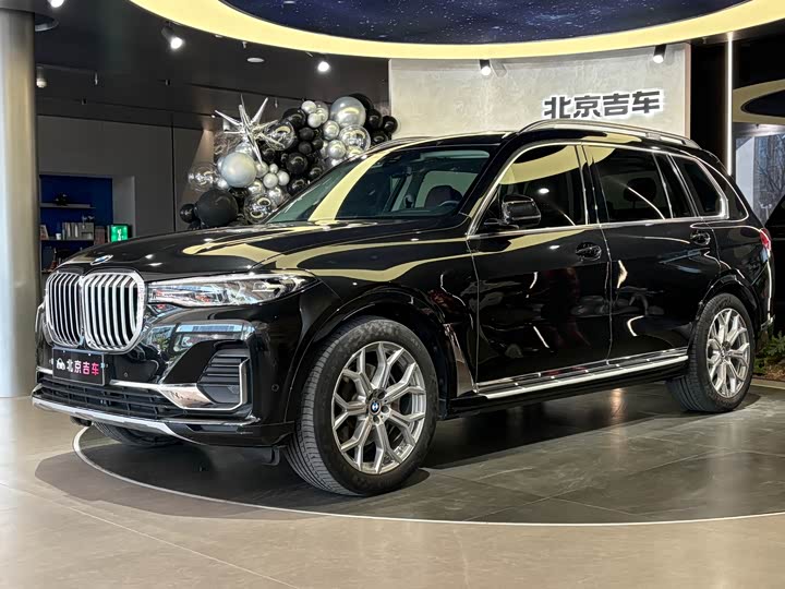 Фото 1 - BMW X7