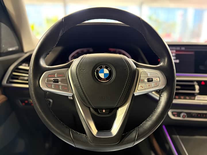 Фото 12 - BMW X7