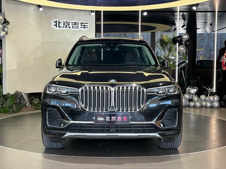Фото 2 - BMW X7