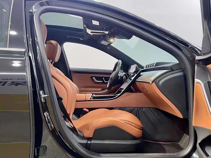 Фото 4 - Mercedes-Benz S-Class
