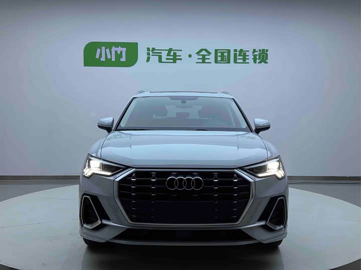 Фото 2 - Audi Q3