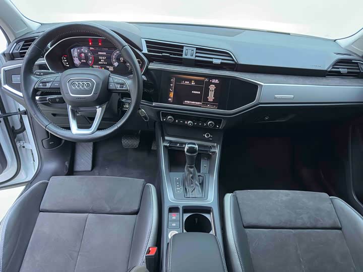 Фото 20 - Audi Q3