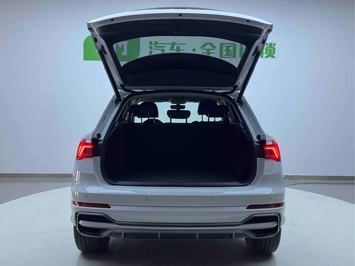 Фото 22 - Audi Q3