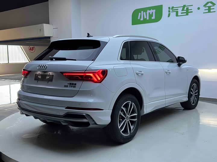 Фото 6 - Audi Q3