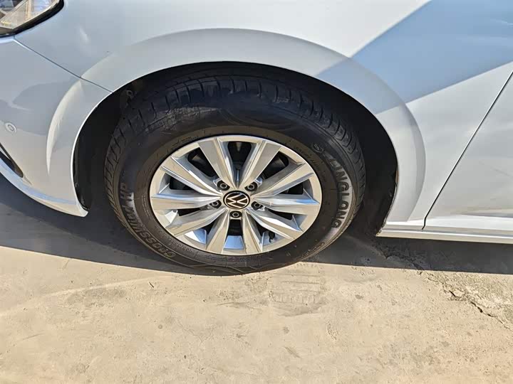 Фото 23 - Volkswagen Lavida