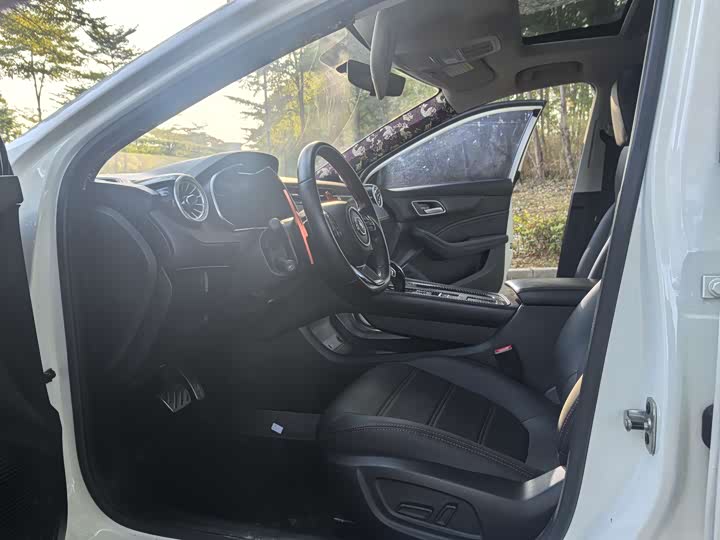 Фото 4 - MG Motor 6