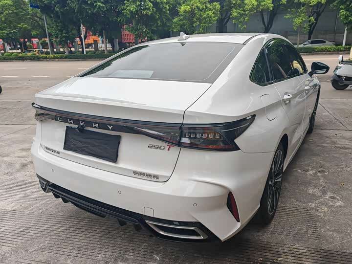 Фото 8 - Chery Arrizo 8