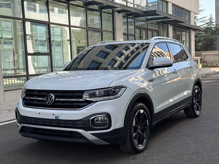 Фото 1 - Volkswagen Tacqua