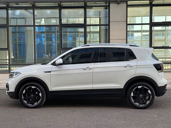 Фото 4 - Volkswagen Tacqua