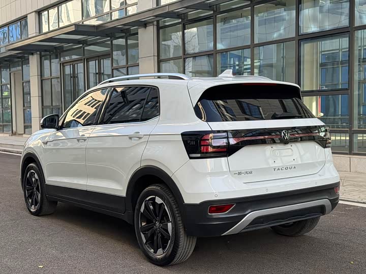 Фото 6 - Volkswagen Tacqua