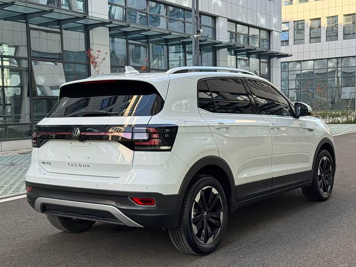 Фото 7 - Volkswagen Tacqua