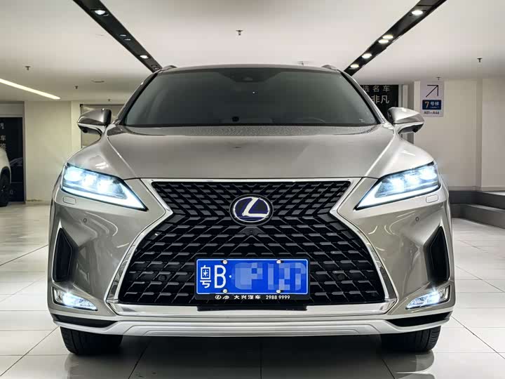 Фото 2 - Lexus RX