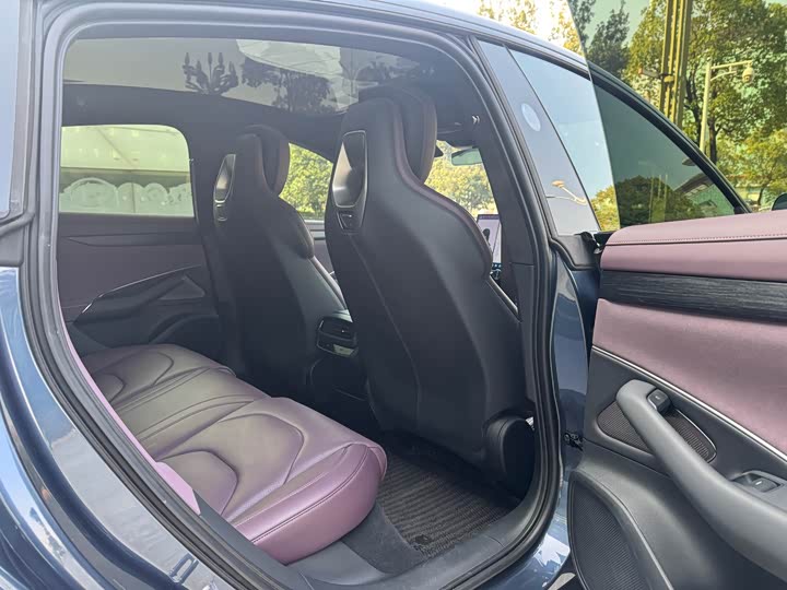 Фото 7 - Xiaomi SU7