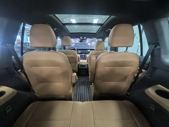 Фото 14 - LiXiang One