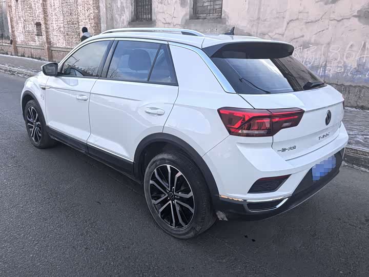Фото 5 - Volkswagen T-Roc